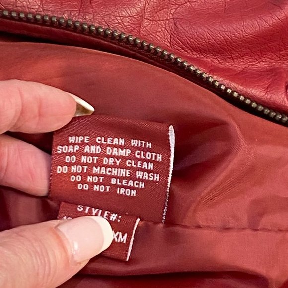 Jou Jou Faux Leather Burgundy Lined Zipper Front Closure - Picture 10 of 13